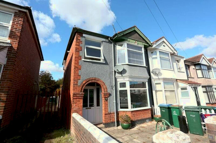 3 Bedroom End Of Terrace House To Rent In Wyken Grange Road, Coventry, CV2