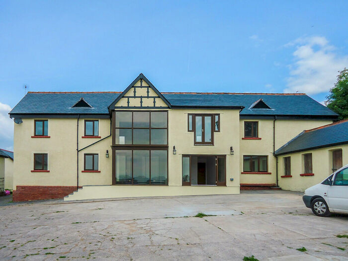 5 Bedroom Semi-Detached House To Rent In Peterston Road, Groesfaen, CF72