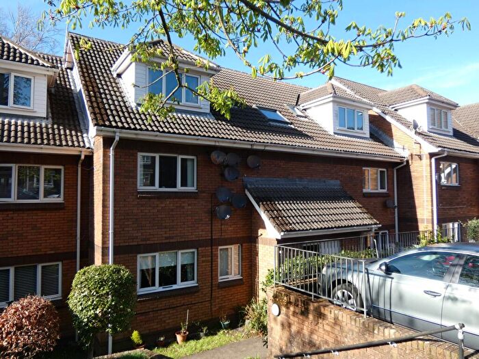 3 Bedroom Maisonette For Sale In Highbury Court, Neath, West Glamorgan., SA11