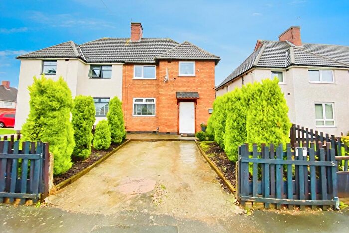 3 Bedroom Semi-Detached House For Sale In Winstanley Drive, Braunstone, LE3