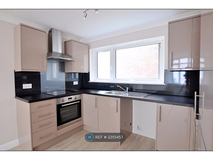 1 Bedroom Flat To Rent In The Barbican, Plymouth, PL1