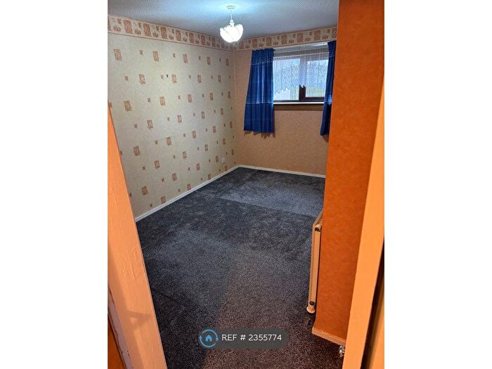 1 Bedroom Flat To Rent In Golfdrum Street, Dunfermline, KY12