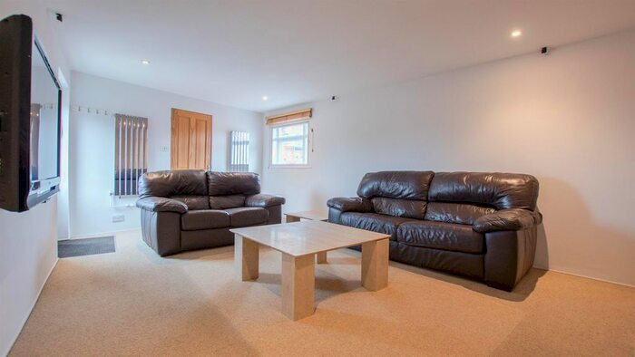 2 Bedroom Flat To Rent In Holgate Road, York, YO24