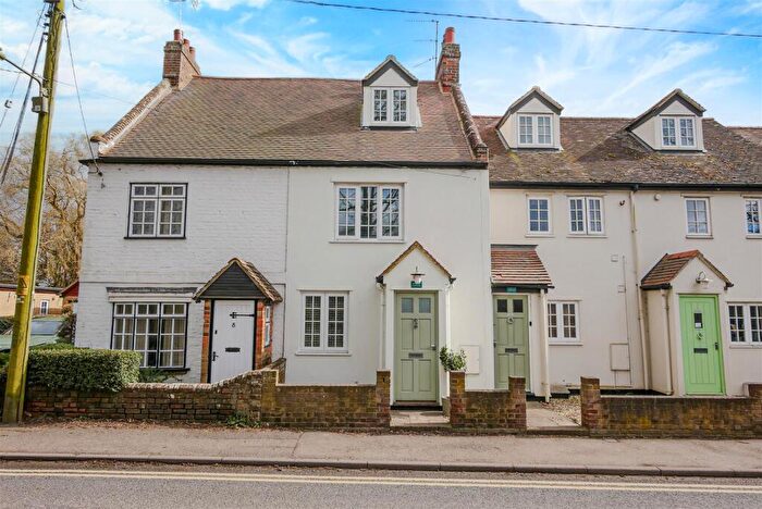3 Bedroom Terraced House For Sale In Abingdon Road, Sutton Courtenay, OX14