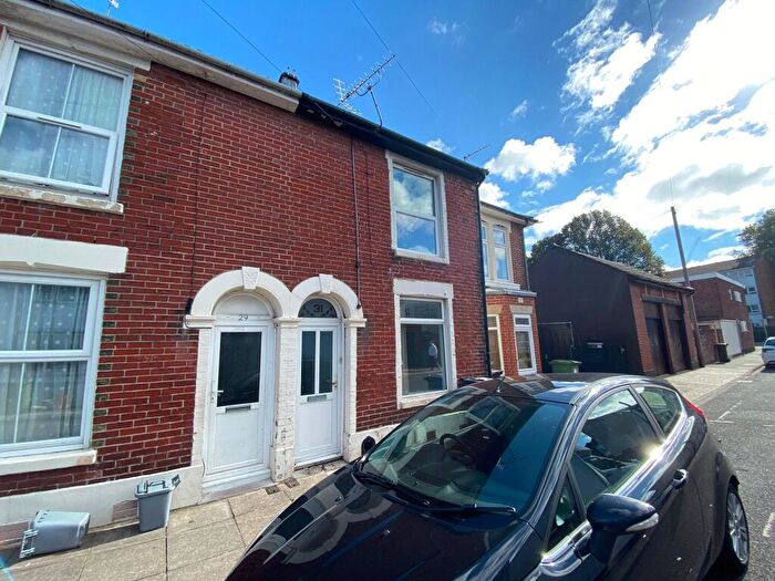 3 Bedroom End Of Terrace House To Rent In Drummond Road, Portsmouth, PO1