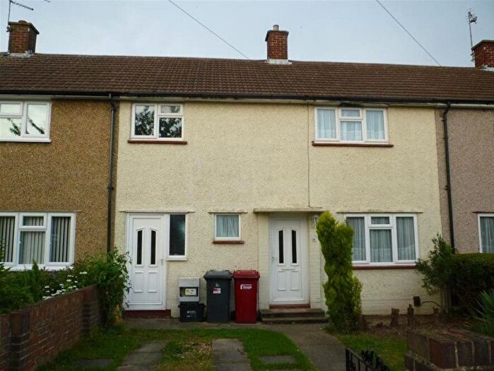 3 Bedroom Property To Rent In The Frithe, Slough, SL2