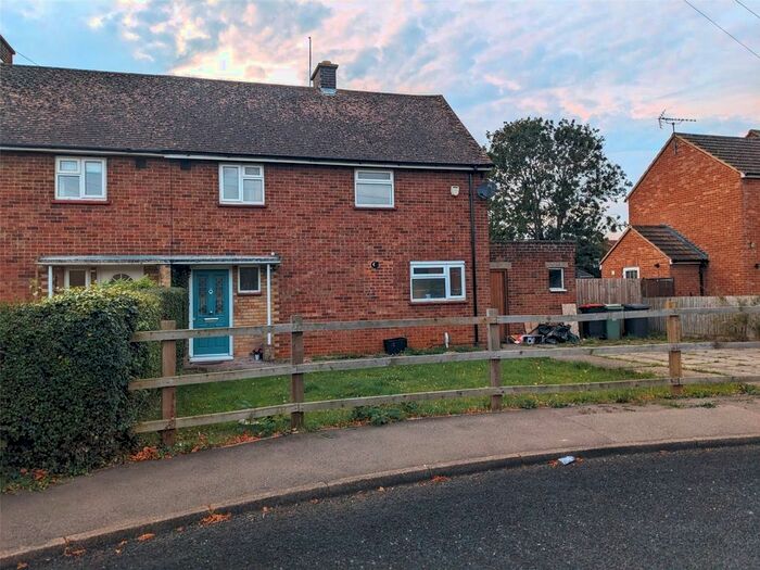 3 Bedroom Semi-Detached House To Rent In Bush Close, Toddington, Dunstable, LU5