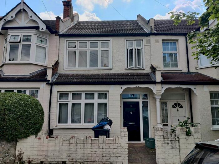 4 Bedroom Terraced House To Rent In Eastbourne Road, London, SW17
