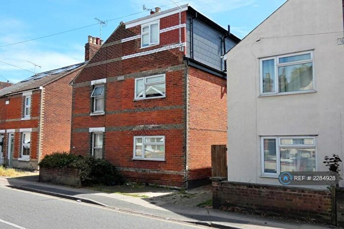 6 Bedroom Semi-Detached House To Rent In Harwich Road, Colchester, CO4