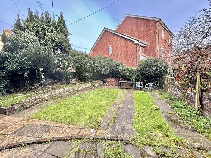 1 Bedroom House To Rent In Clarendon Road, Southsea, PO5