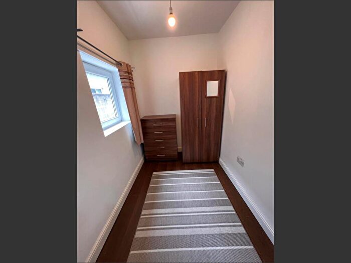 1 Bedroom Flat To Rent In Miskin Street, Flat, Cathays, Cardiff, CF24