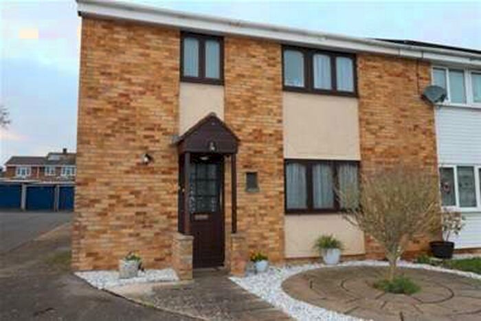 3 Bedroom End Of Terrace House To Rent In Forest Road, CM8