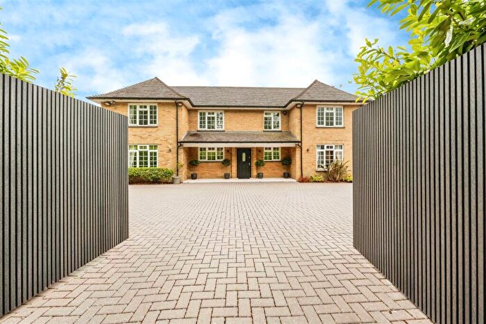 5 Bedroom Detached House To Rent In Hook Park Road, Hook Park, Warsash, SO31