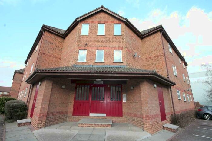 2 Bedroom Apartment To Rent In Frobisher Road, Erith, DA8