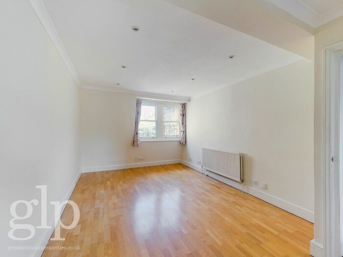 1 Bedroom Semi-Detached House To Rent In Gray's Inn Road, London, Greater London, WC1X