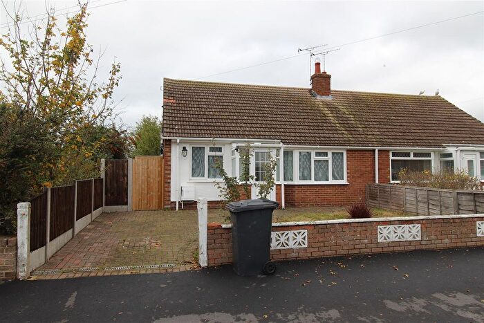 2 Bedroom Bungalow To Rent In Herne Drive, Herne Bay, CT6