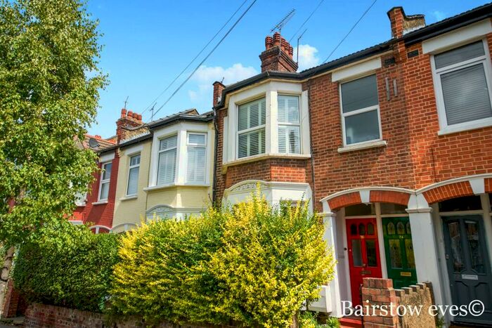 2 Bedroom Flat To Rent In Howard Road, Walthamstow, E17