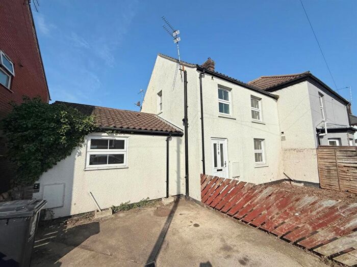 1 Bedroom End Of Terrace House For Sale In Stafford Road, Great Yarmouth, NR31