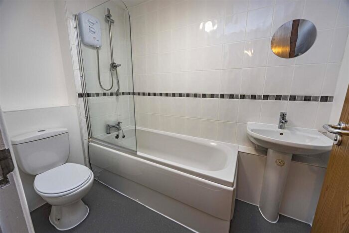 1 Bedroom Flat To Rent In Chardlace Walk, Nottingham, NG1