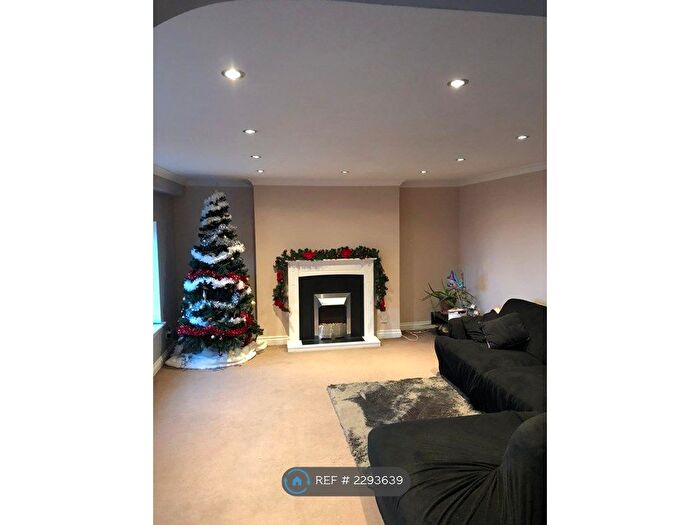 2 Bedroom Flat To Rent In Cliff Terrace, Margate, CT9