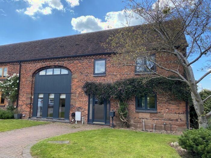 3 Bedroom Semi-Detached House To Rent In Thicknall Lane, Clent, DY9