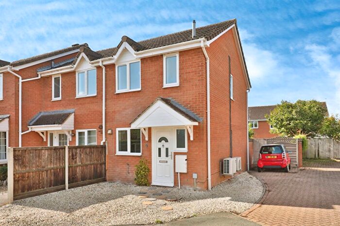 2 Bedroom End Of Terrace House For Sale In Primrose Close, Scarning, Dereham, NR19