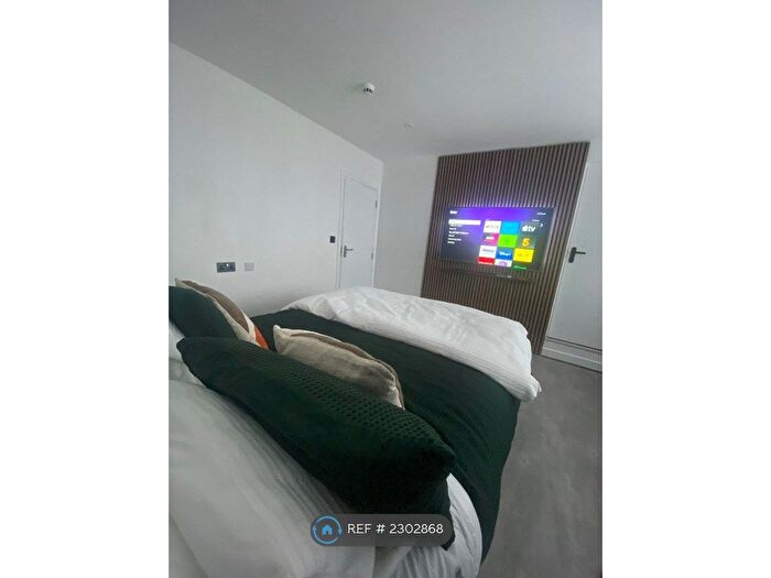 1 Bedroom Flat To Rent In Bridge Road, Camberley, GU15