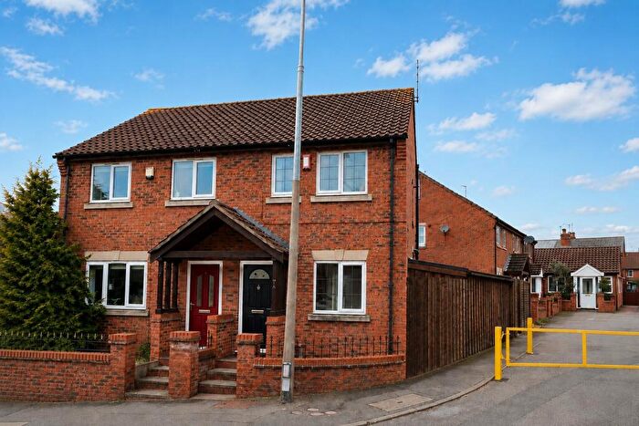 2 Bedroom Semi-Detached House To Rent In Hampton Street, Lincoln, LN1