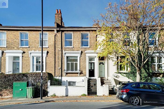 5 Bedroom Semi-Detached House To Rent In Shardeloes Road, New Cross, London, SE14