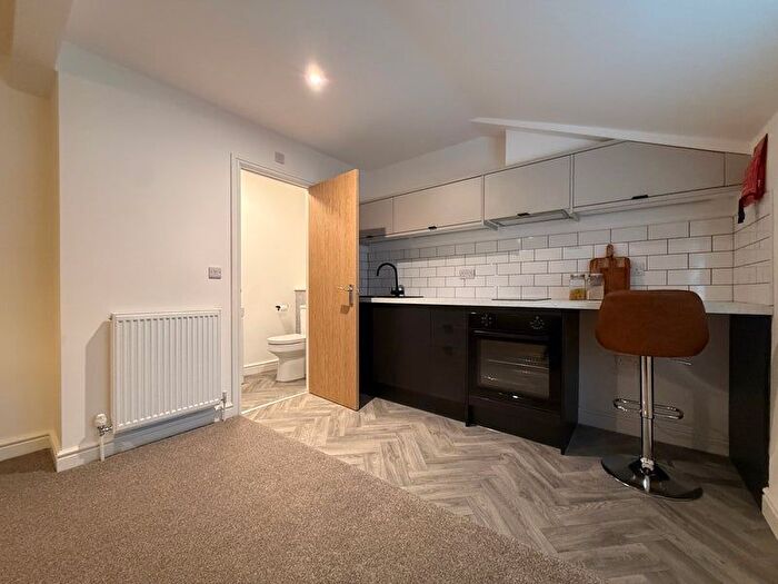 1 Bedroom Studio To Rent In Coventry Road, Warwick, CV34