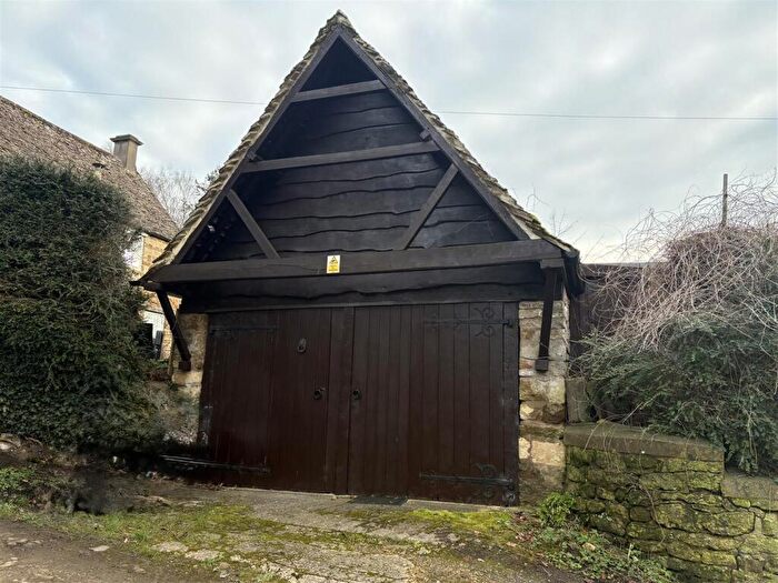 1 Bedroom Coach House To Rent In Stinchcombe, GL11