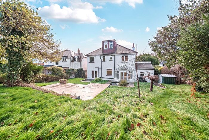 5 Bedroom Detached House For Sale In Purley Oaks Road, South Croydon, CR2