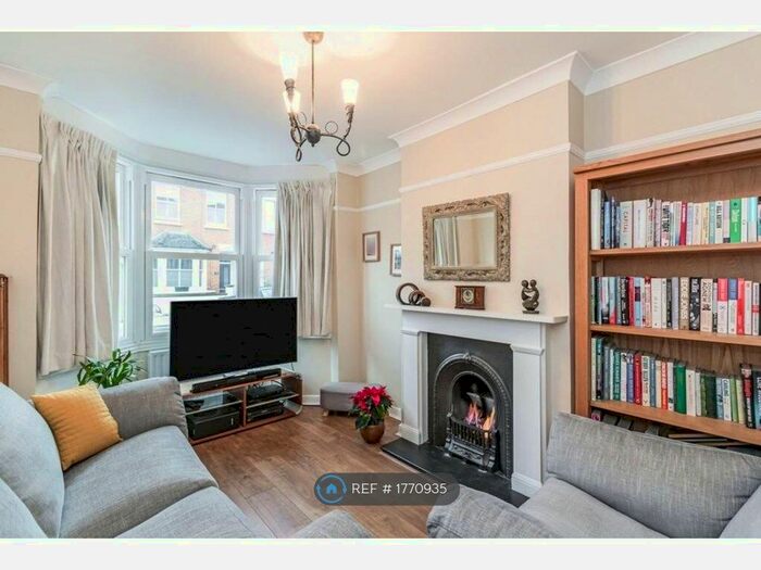 3 Bedroom Semi-Detached House To Rent In Lindum Rd, London, TW11