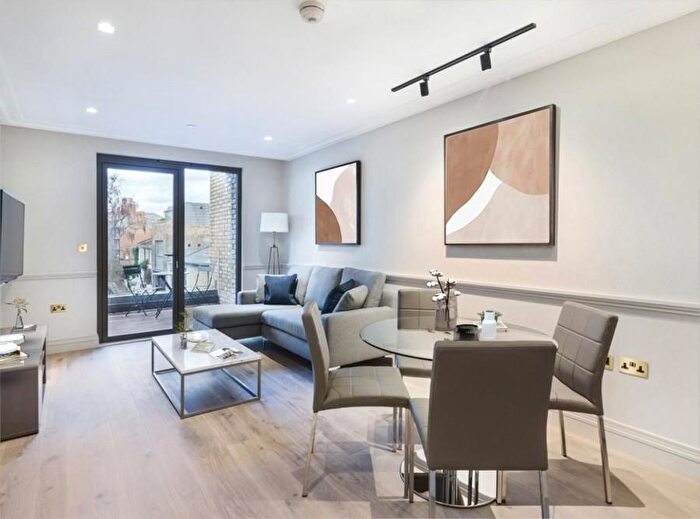 1 Bedroom Flat To Rent In Queens Wharf, Hammersmith, W6