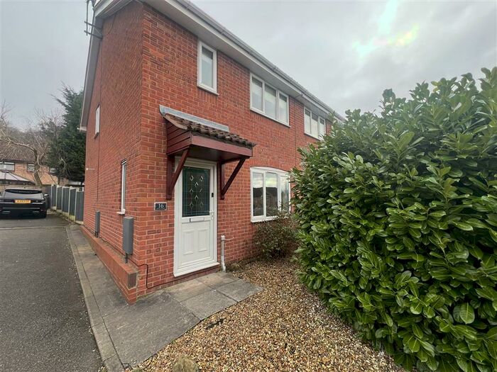 3 Bedroom House To Rent In Opal Close, Oakwood, Derby, DE21