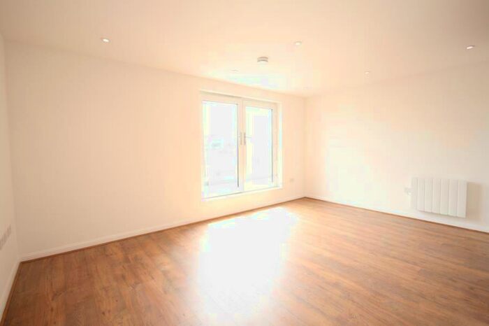 1 Bedroom Flat To Rent In ***Let Agreed***West Central, Stoke Road, Slough***Let Agreed***, SL2