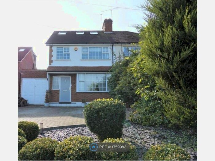 4 Bedroom Semi-Detached House To Rent In Hilfield Lane, Aldenham, Watford, WD25