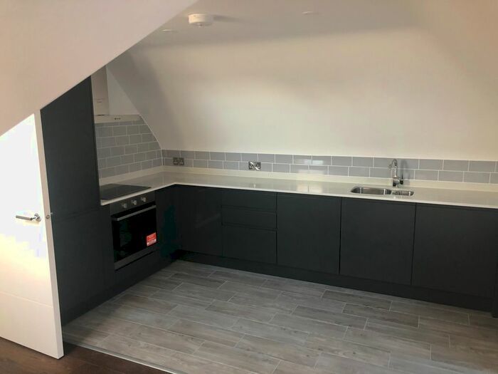 2 Bedroom Flat To Rent In St. Peters Road, Broadstairs, CT10