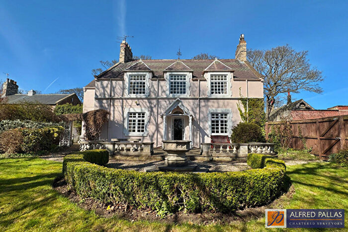 4 Bedroom Detached House For Sale In Front Street, Whitburn, SR6