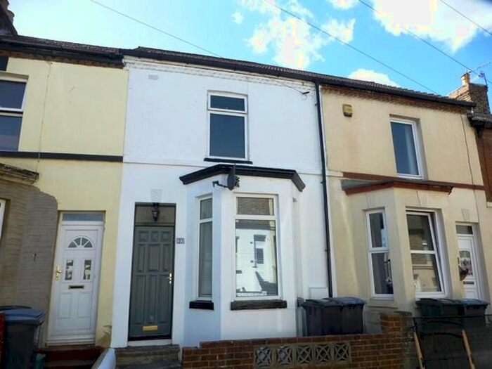 2 Bedroom Terraced House To Rent In Oswald Road, Dover CT17
