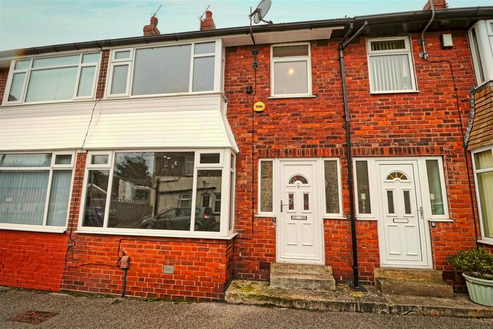 3 Bedroom Property To Rent In Ashby Crescent, Bramley, Leeds, LS13