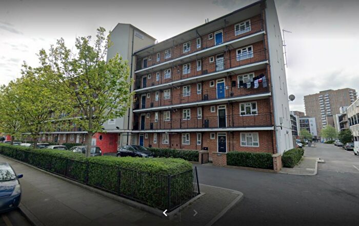 1 Bedroom Flat To Rent In Limscott House, Bow, E3