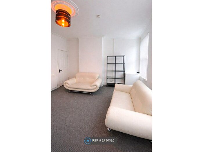 2 Bedroom Flat To Rent In County Road, Liverpool, L4