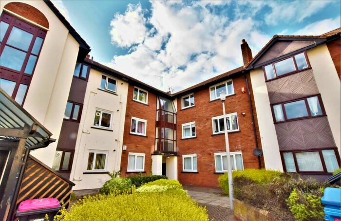 2 Bedroom Flat For Sale In Canterbury Gardens, Knights Court, M5