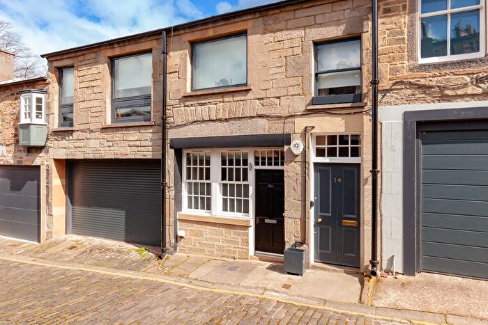 2 Bedroom Flat For Sale In A Gloucester Lane, Edinburgh, EH3