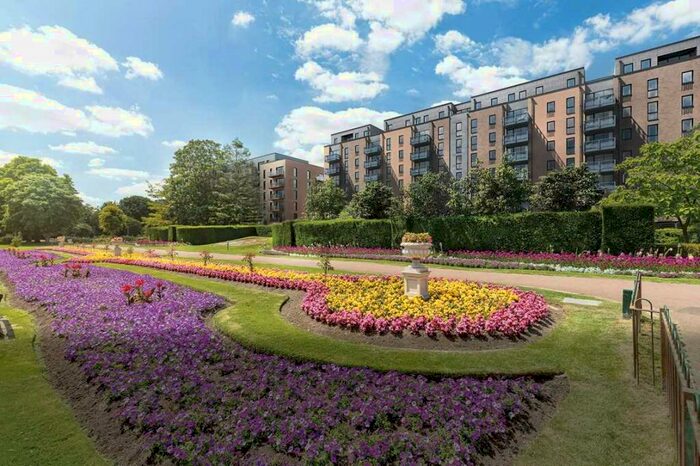 3 Bedroom Apartment To Rent In Trumans Way, Copper House Green, Dartford, DA1