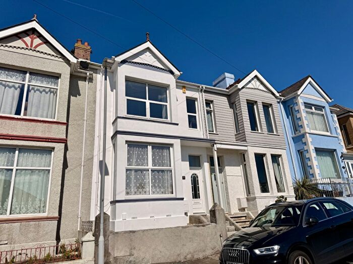 3 Bedroom Terraced House For Sale In Chard Road, Plymouth, PL5