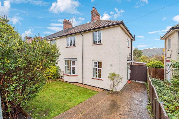 3 Bedroom Semi Detached House For Sale In Clarendon Road, High Wycombe, HP13