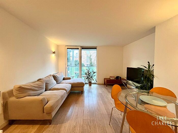 1 Bedroom Flat To Rent In Blake Apartments, New River Avenue, London, N8