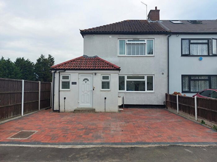 1 Bedroom Flat To Rent In The Bye Way, Harrow Weald, Middlesex, HA3